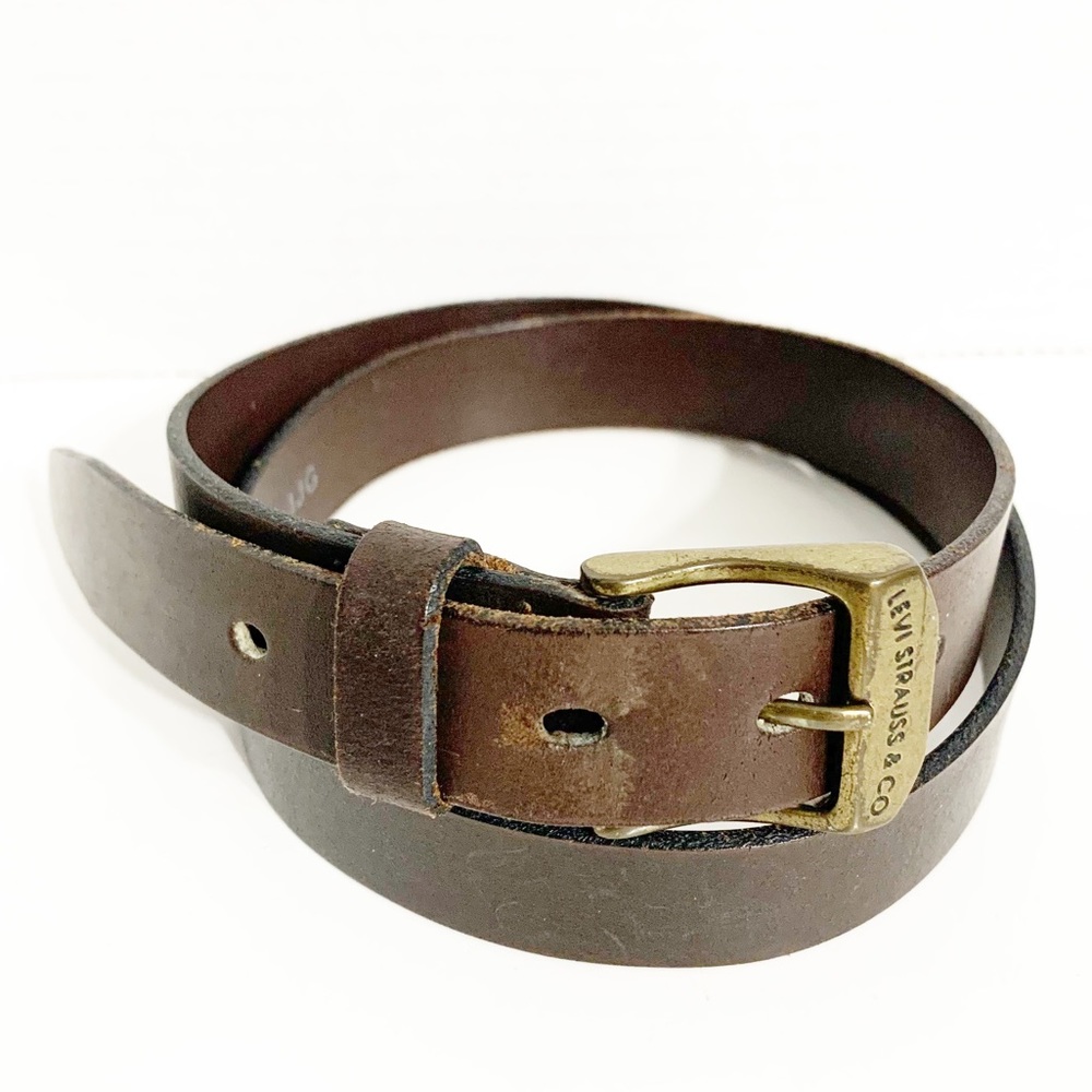 Levi’s Leather Brass Toned Engraved Hardware Squared Belt Buckle Size L 🟤🟡